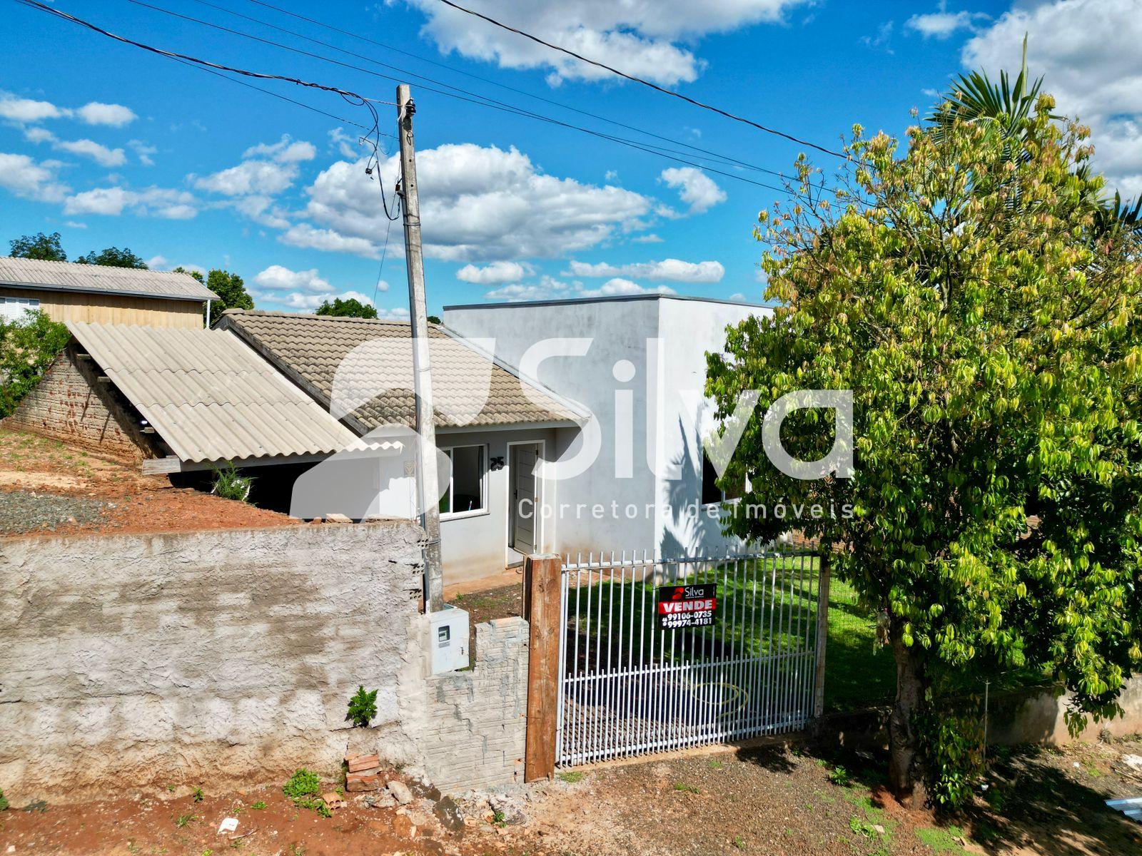 Casa a venda localizada no Bairro Vitoria, Dois Vizinhos-PR.