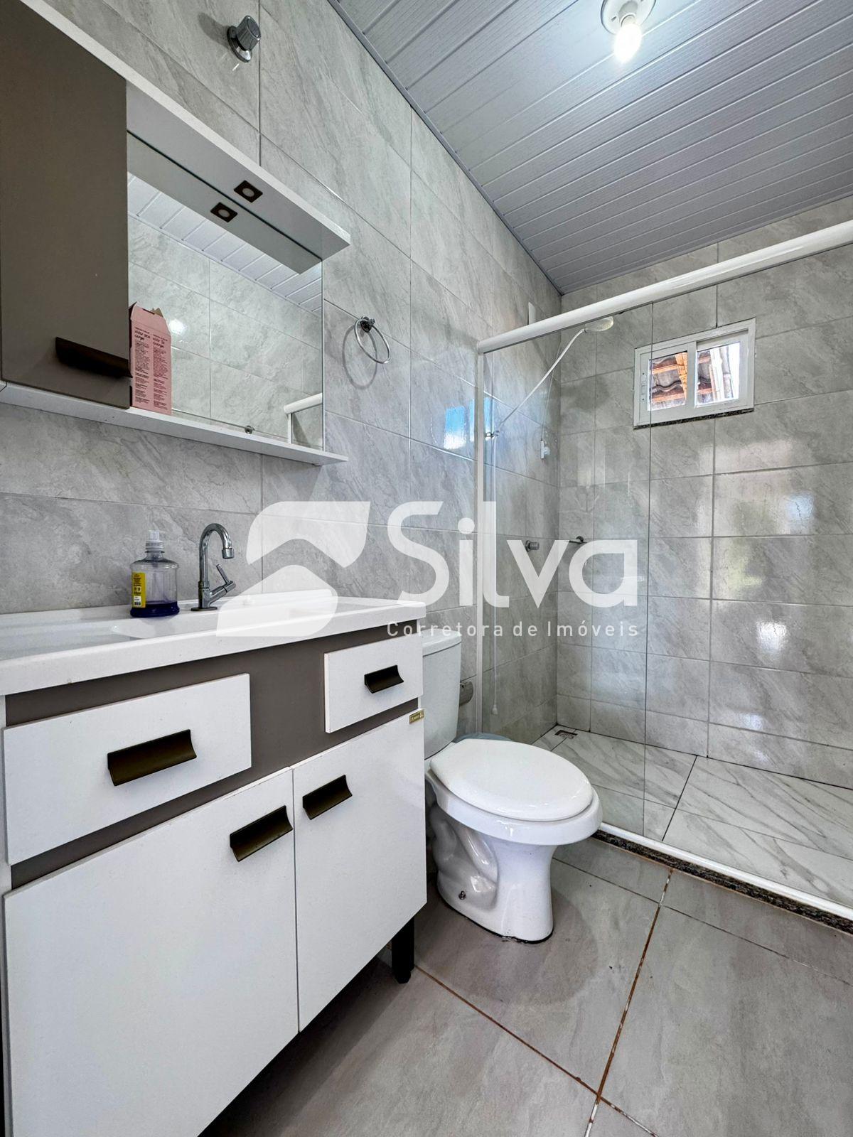 Casa a venda localizada no Bairro Vitoria, Dois Vizinhos-PR.