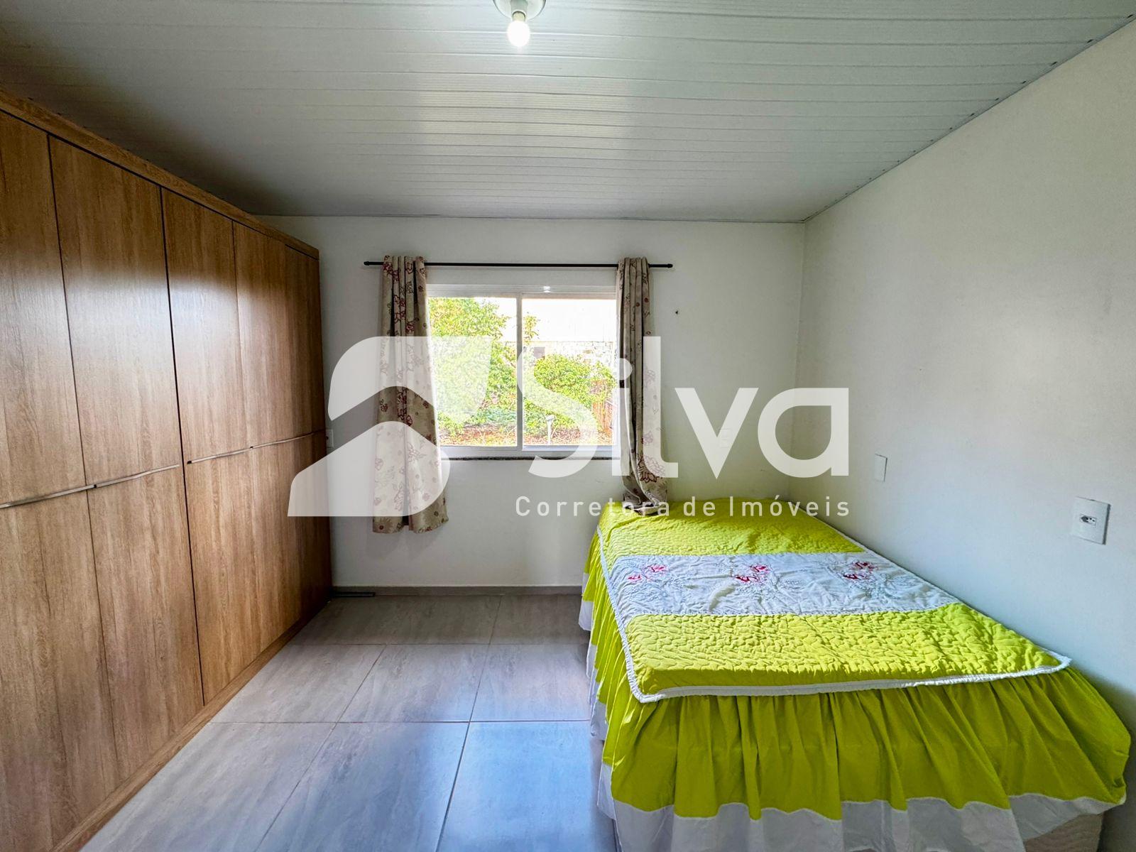 Casa a venda localizada no Bairro Vitoria, Dois Vizinhos-PR.