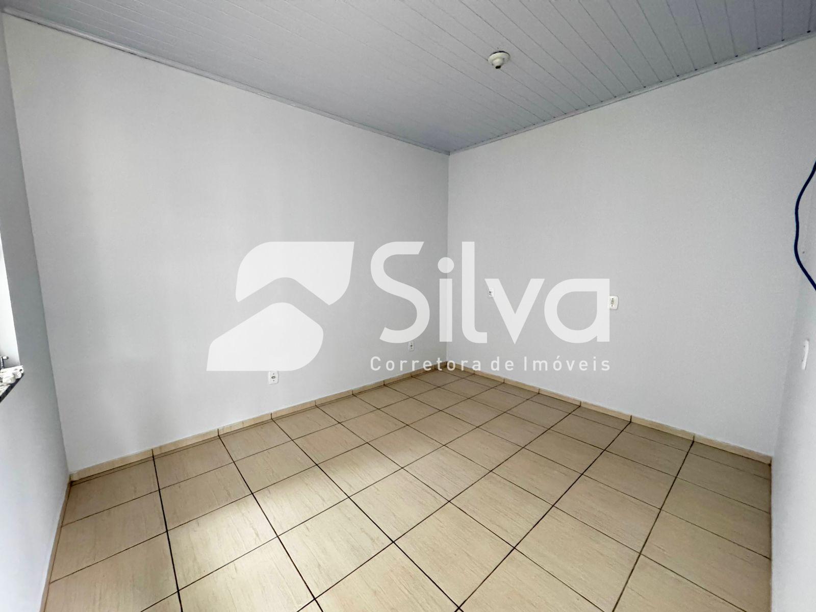 Casa a venda localizada em condomnio, no Bairro Margarida Galvan, Dois Vizinhos-PR.