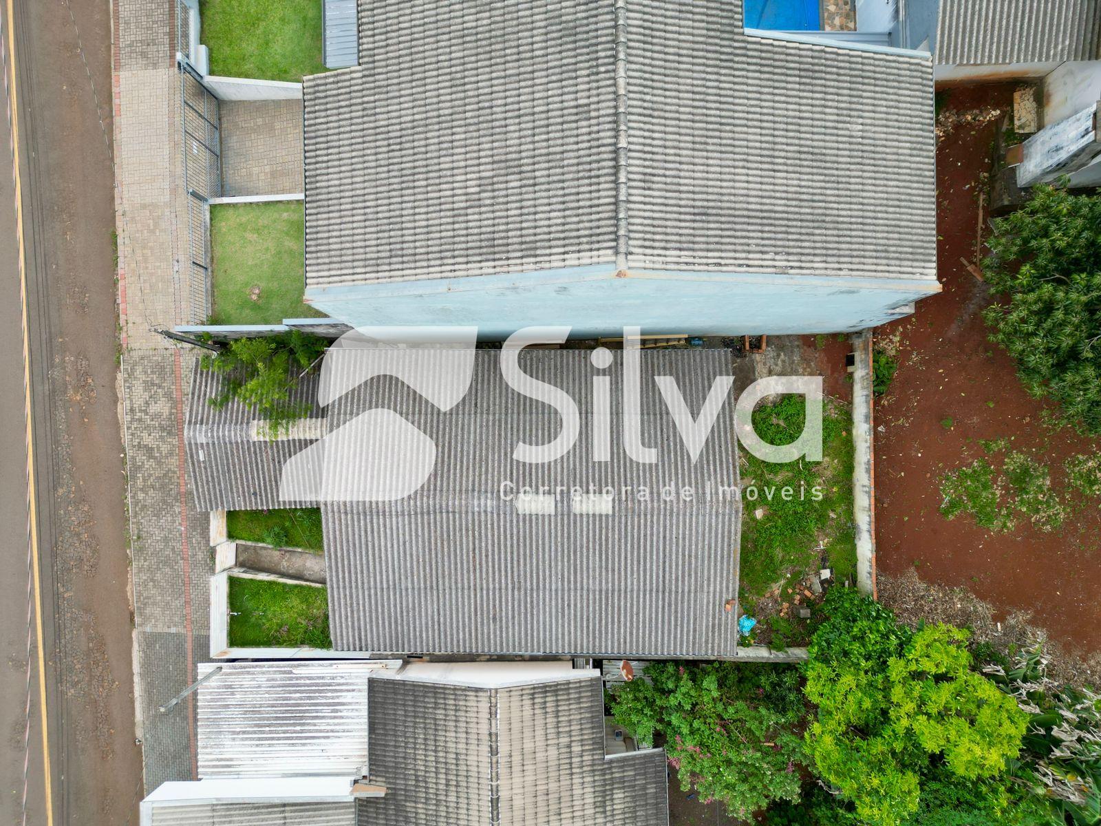 Casa a venda localizada no Bairro So Francisco de Assis, Dois Vizinhos-PR.