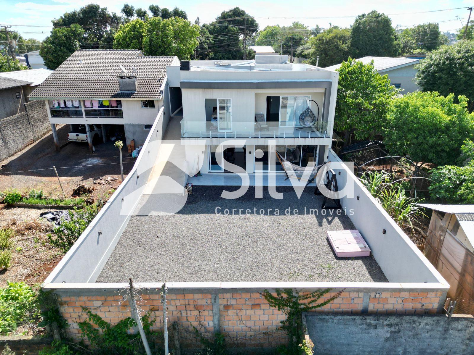 Casa  venda localizada no Bairro da Luz, Dois Vizinhos-PR.