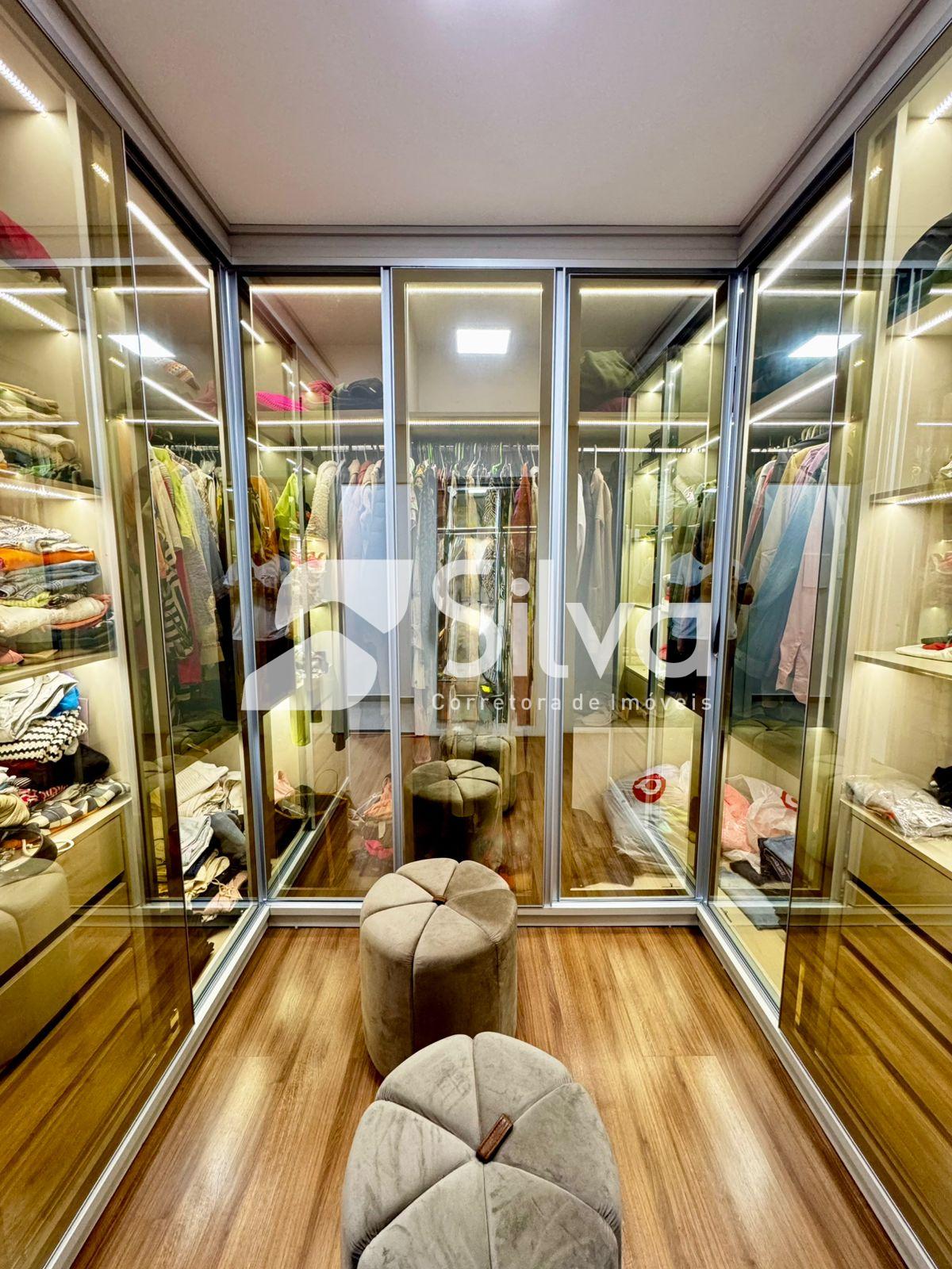 Casa  venda localizada no Bairro da Luz, Dois Vizinhos-PR.