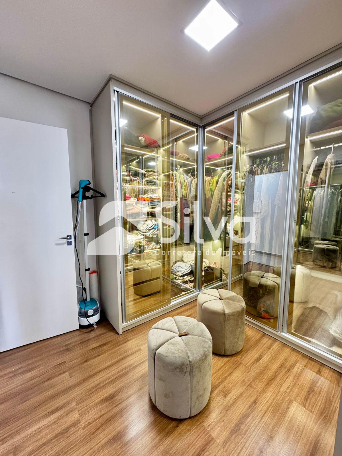 Casa  venda localizada no Bairro da Luz, Dois Vizinhos-PR.