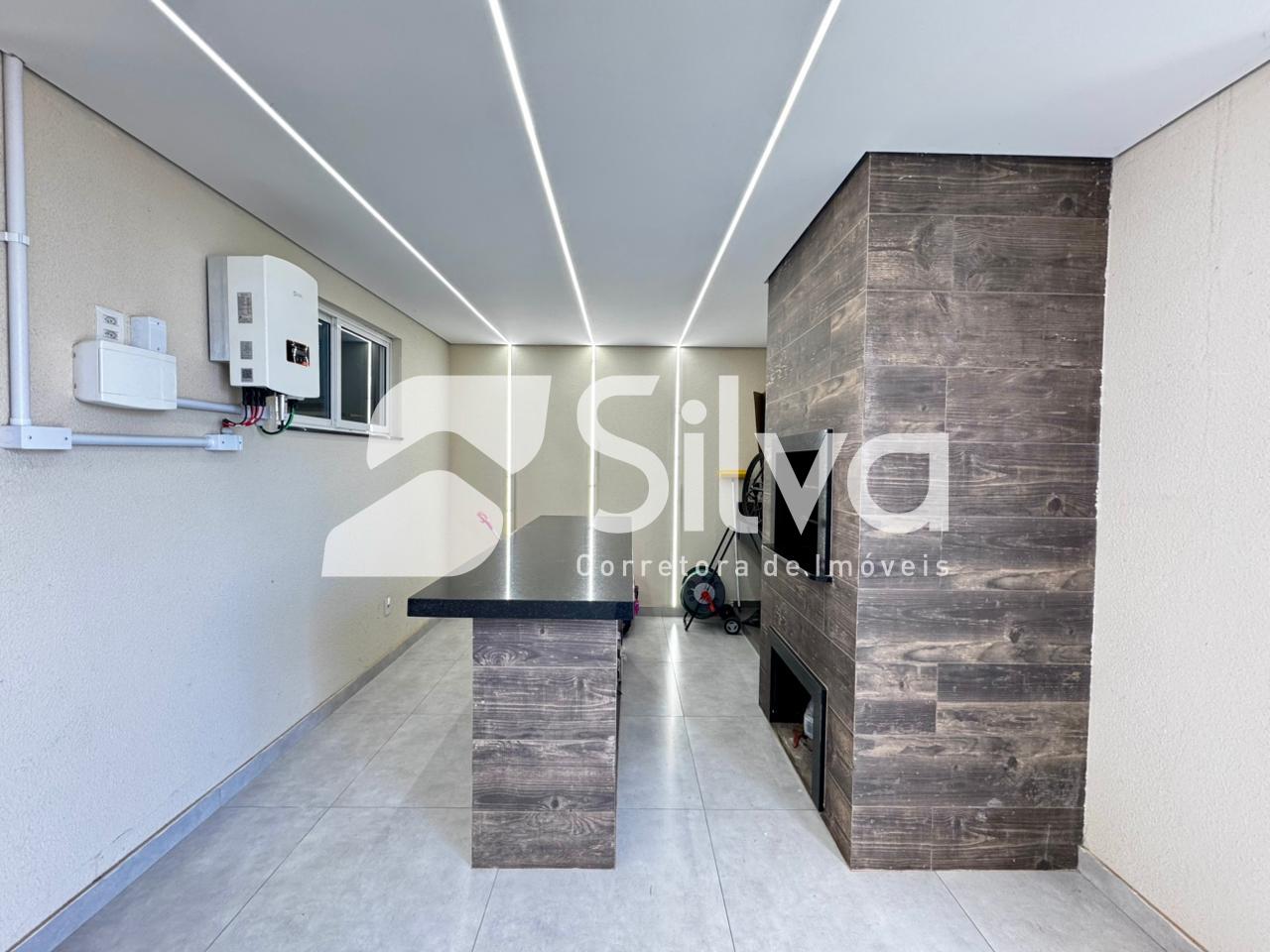 Casa  venda localizada no Bairro da Luz, Dois Vizinhos-PR.