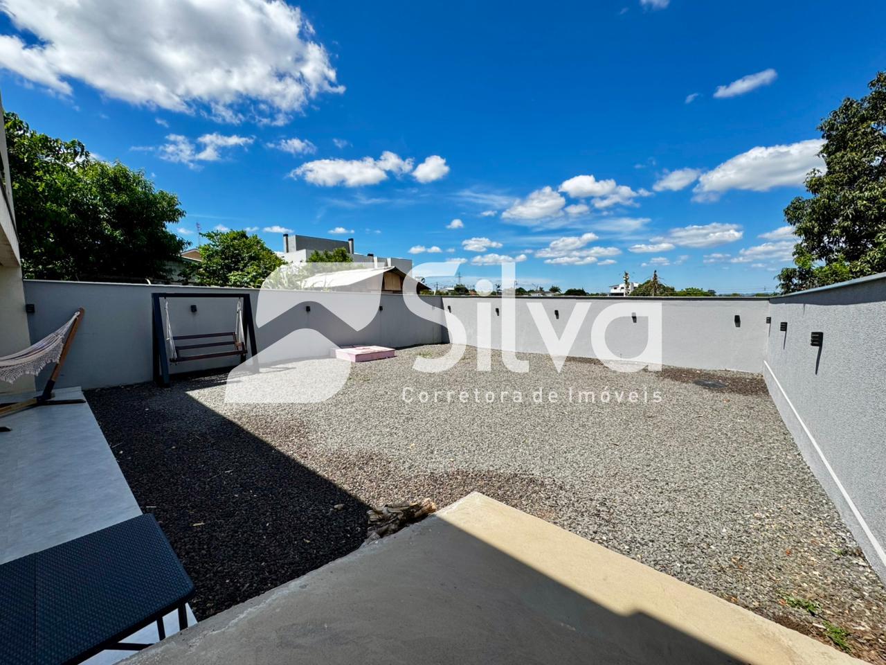 Casa  venda localizada no Bairro da Luz, Dois Vizinhos-PR.