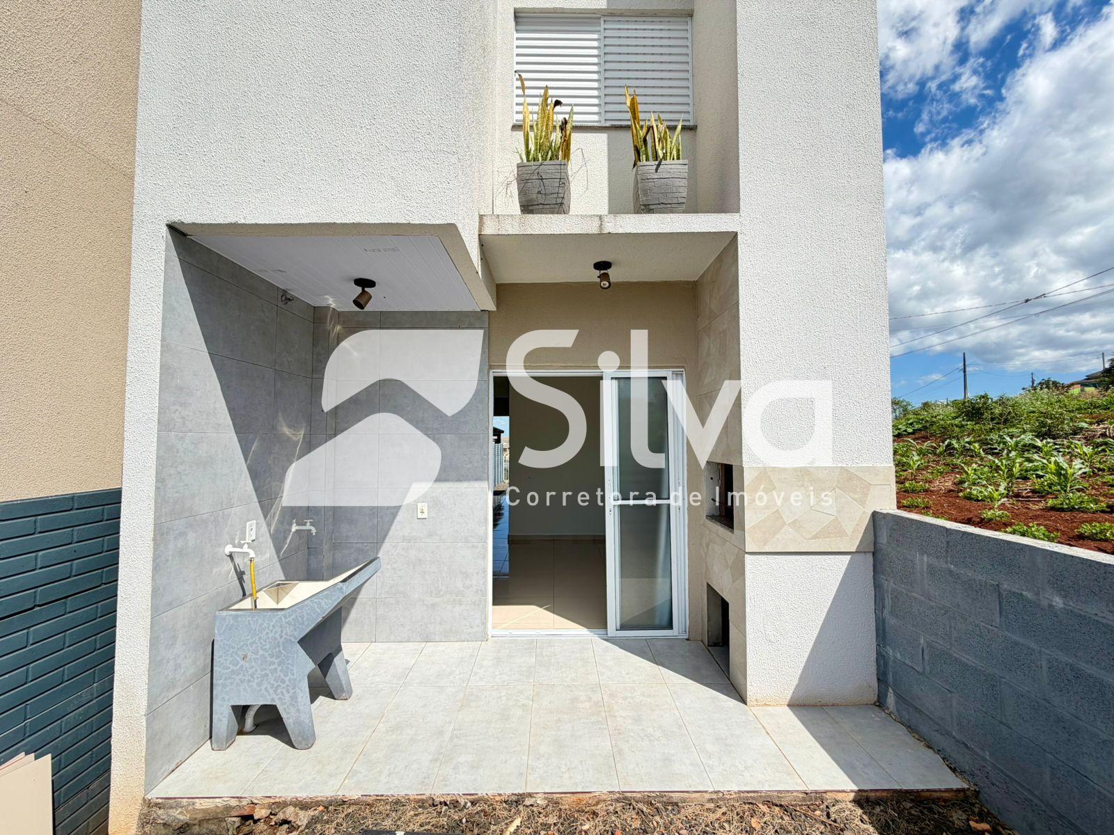 Sobrado  venda localizado no Loteamento Primavera 03, Dois Vizinhos-PR.