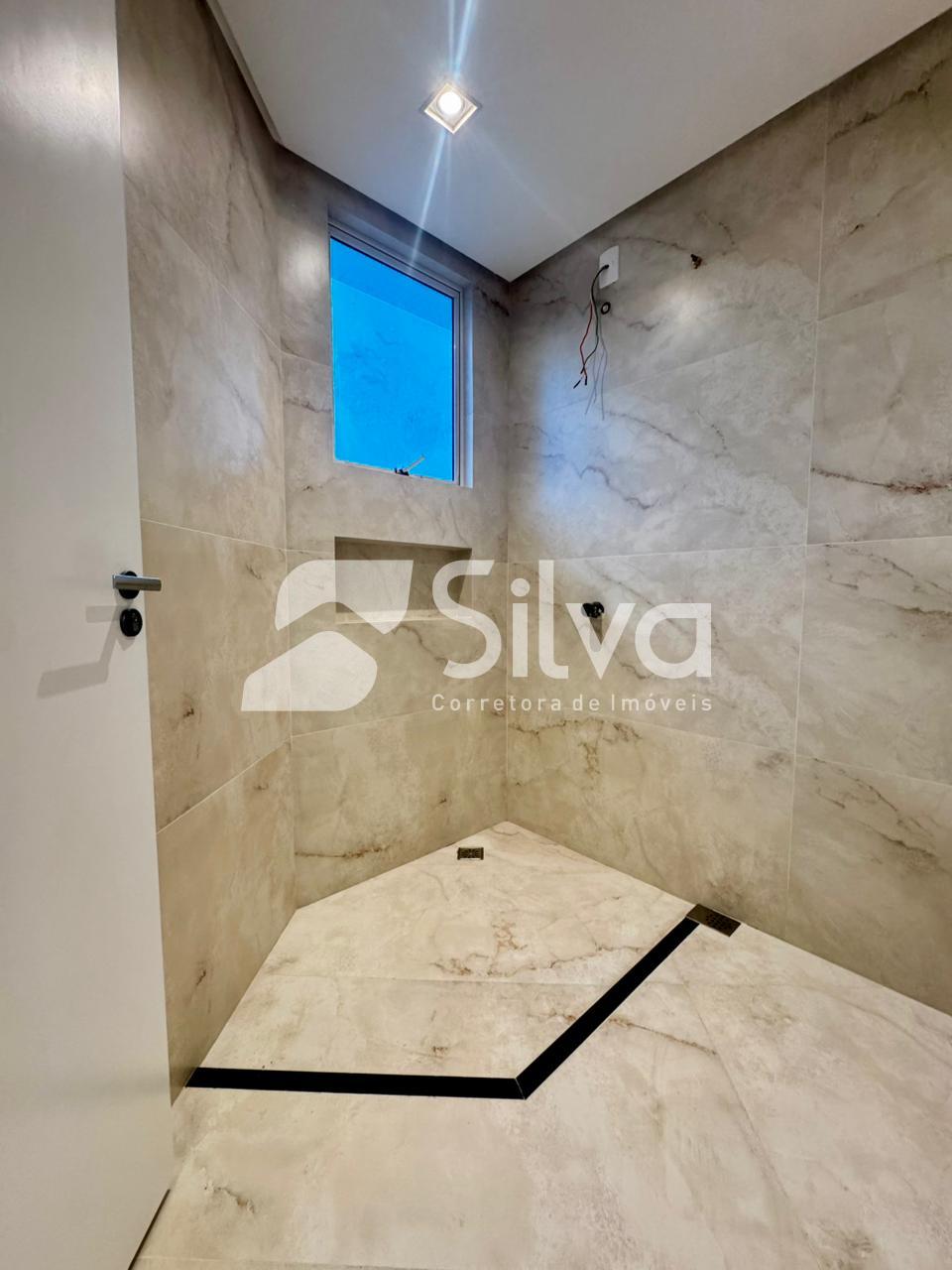 Apartamento a venda localizado no Centro, Francisco Beltro-PR.