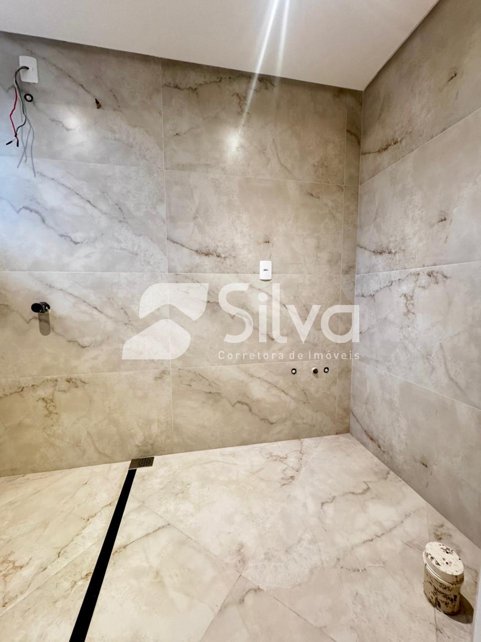 Apartamento a venda localizado no Centro, Francisco Beltro-PR.