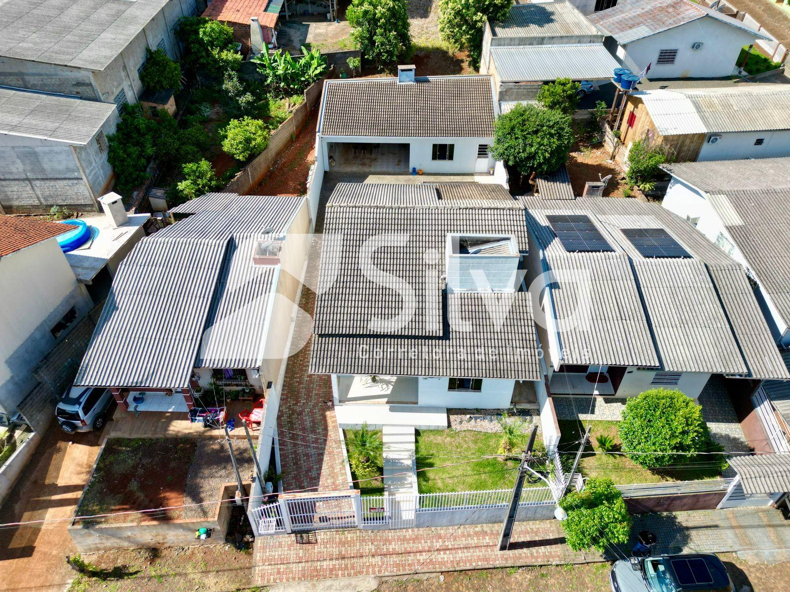 Casa a venda localizada no Bairro So Francisco Xavier, Dois Vizinhos-PR.