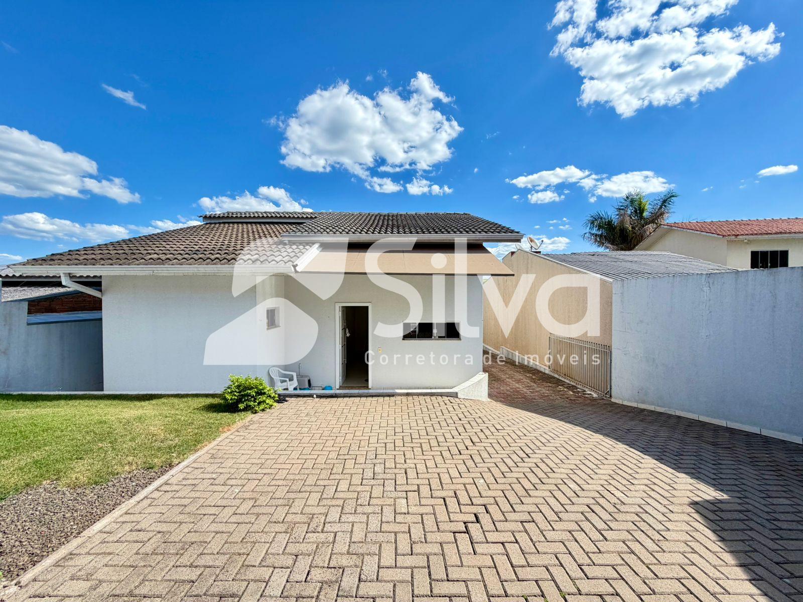 Casa a venda localizada no Bairro So Francisco Xavier, Dois Vizinhos-PR.