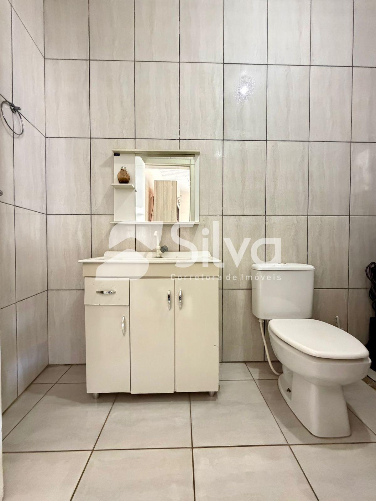 Casa a venda localizada no Bairro So Francisco Xavier, Dois Vizinhos-PR.