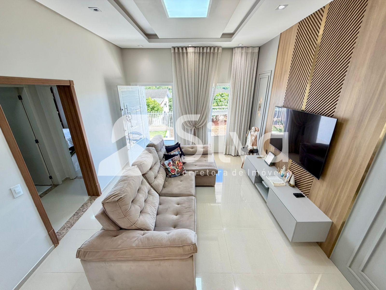 Casa a venda localizada no Bairro So Francisco Xavier, Dois Vizinhos-PR.