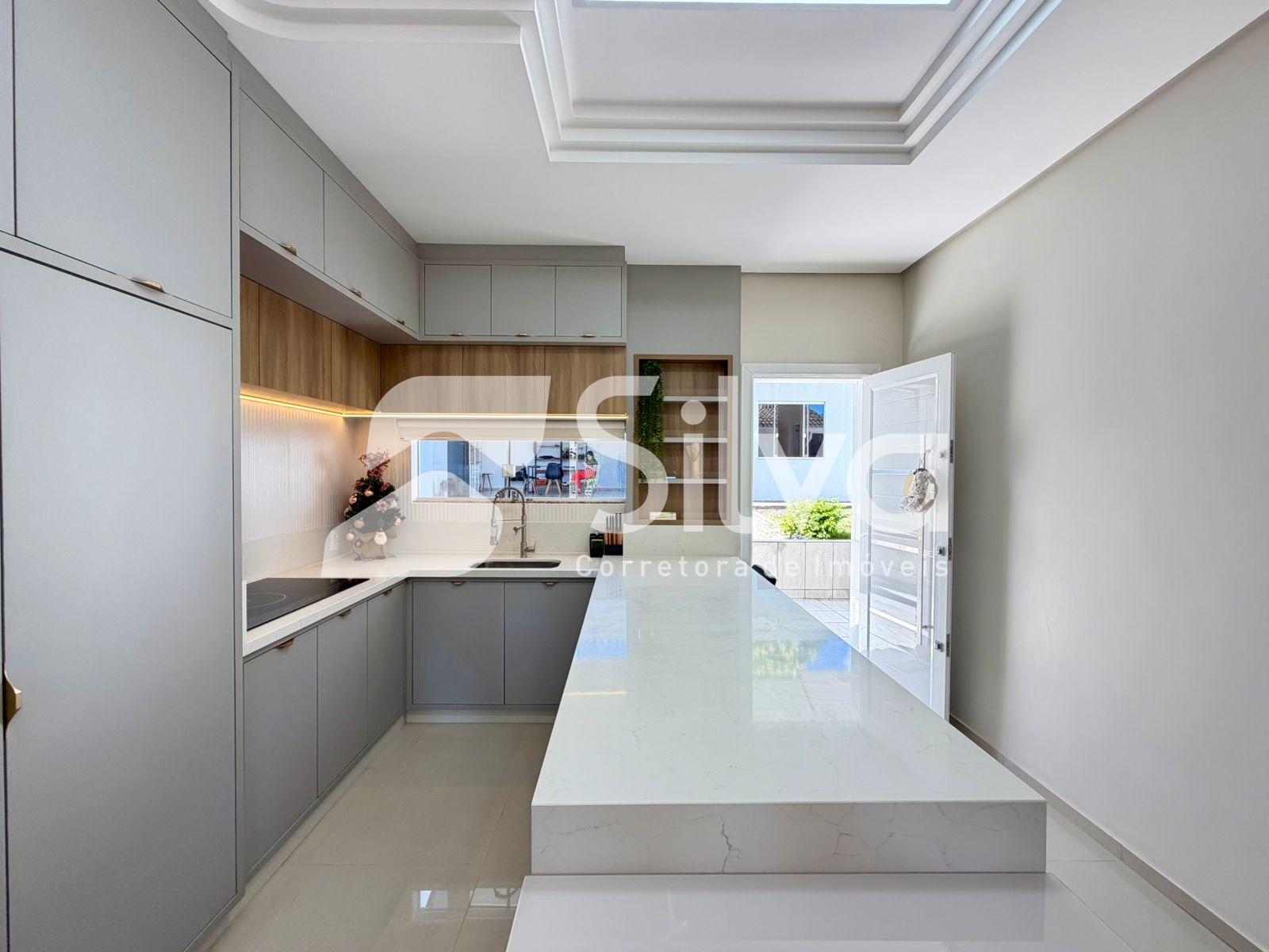 Casa a venda localizada no Bairro So Francisco Xavier, Dois Vizinhos-PR.