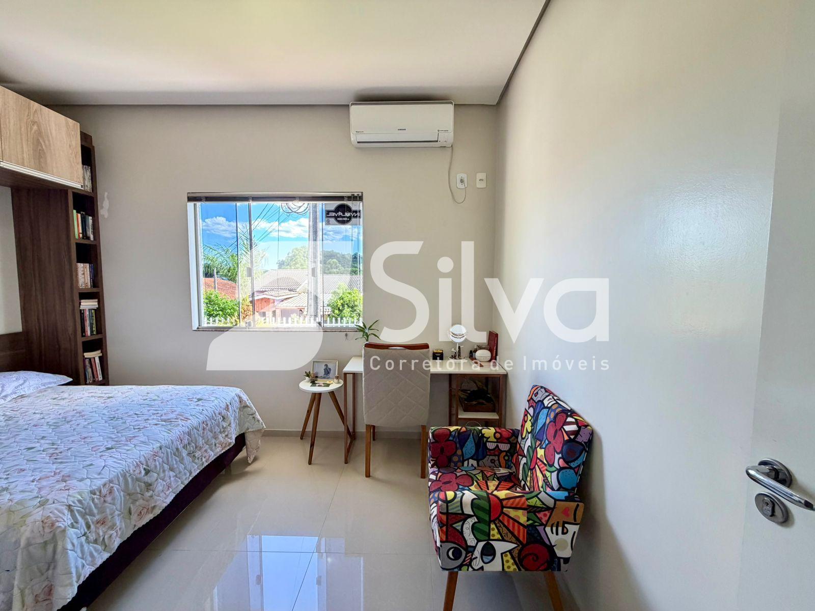 Casa a venda localizada no Bairro So Francisco Xavier, Dois Vizinhos-PR.