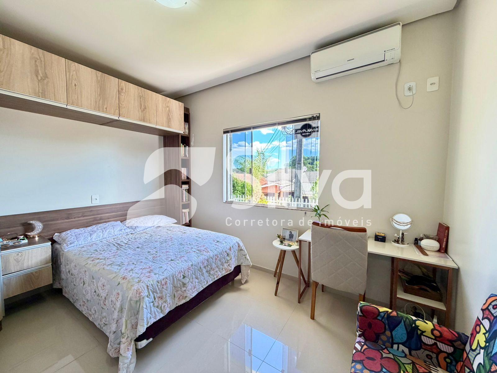 Casa a venda localizada no Bairro So Francisco Xavier, Dois Vizinhos-PR.