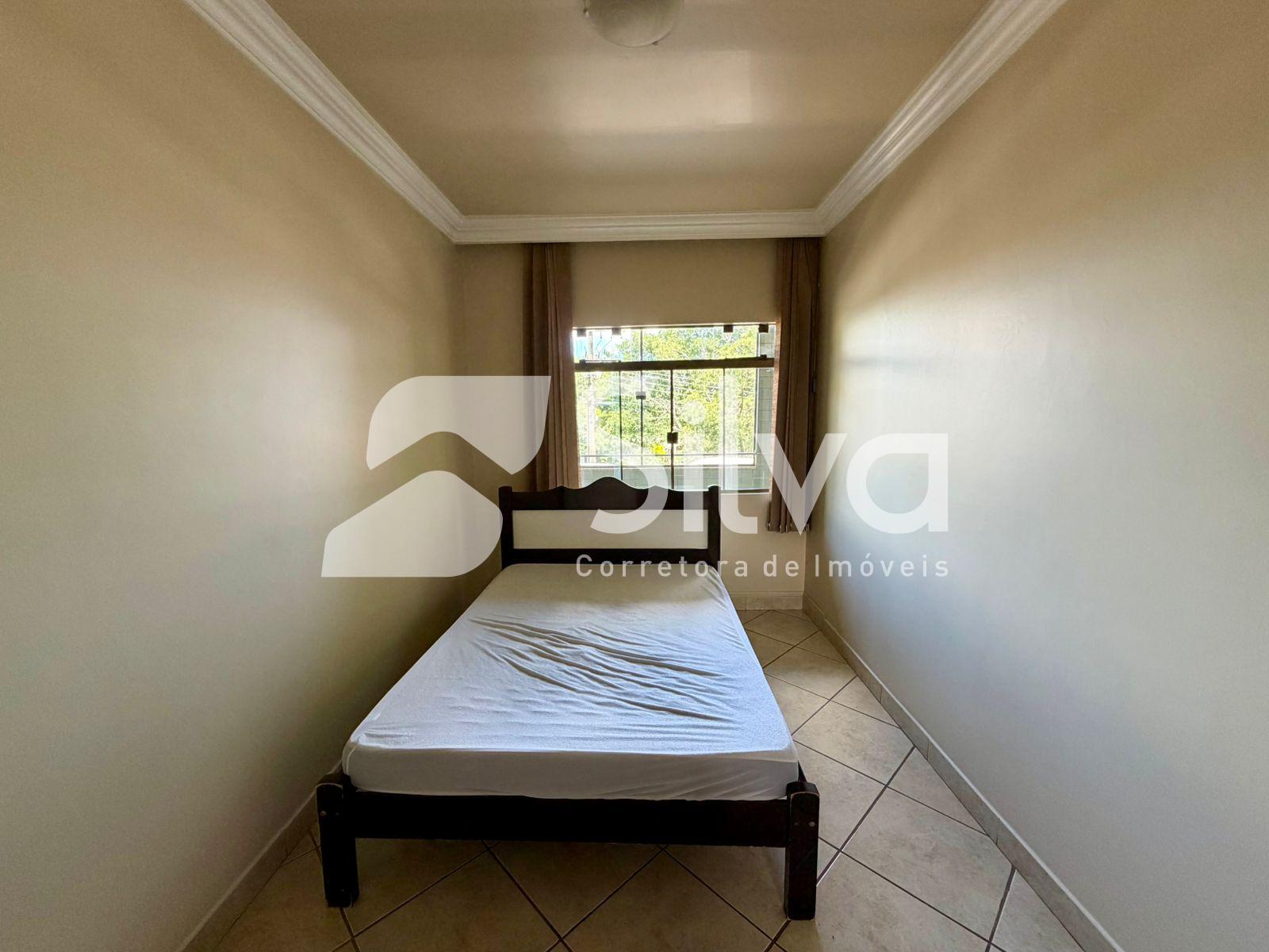 Apartamento para loca��o com 02 dormit�rios - Centro