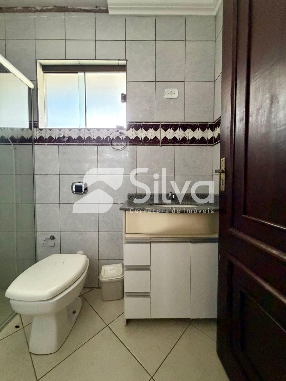 Apartamento para loca��o com 02 dormit�rios - Centro