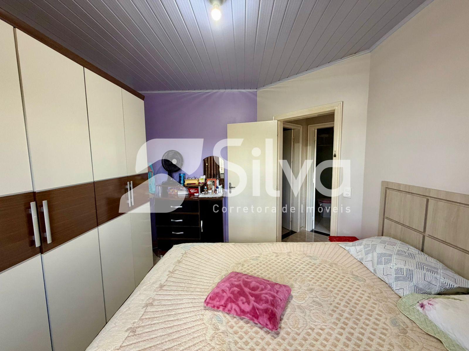 Casa a venda localizada no Bairro Margarida Galvan, Dois Vizinhos-PR.