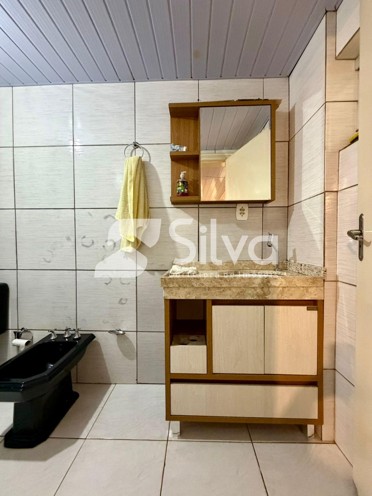 Casa a venda localizada no Bairro Margarida Galvan, Dois Vizinhos-PR.