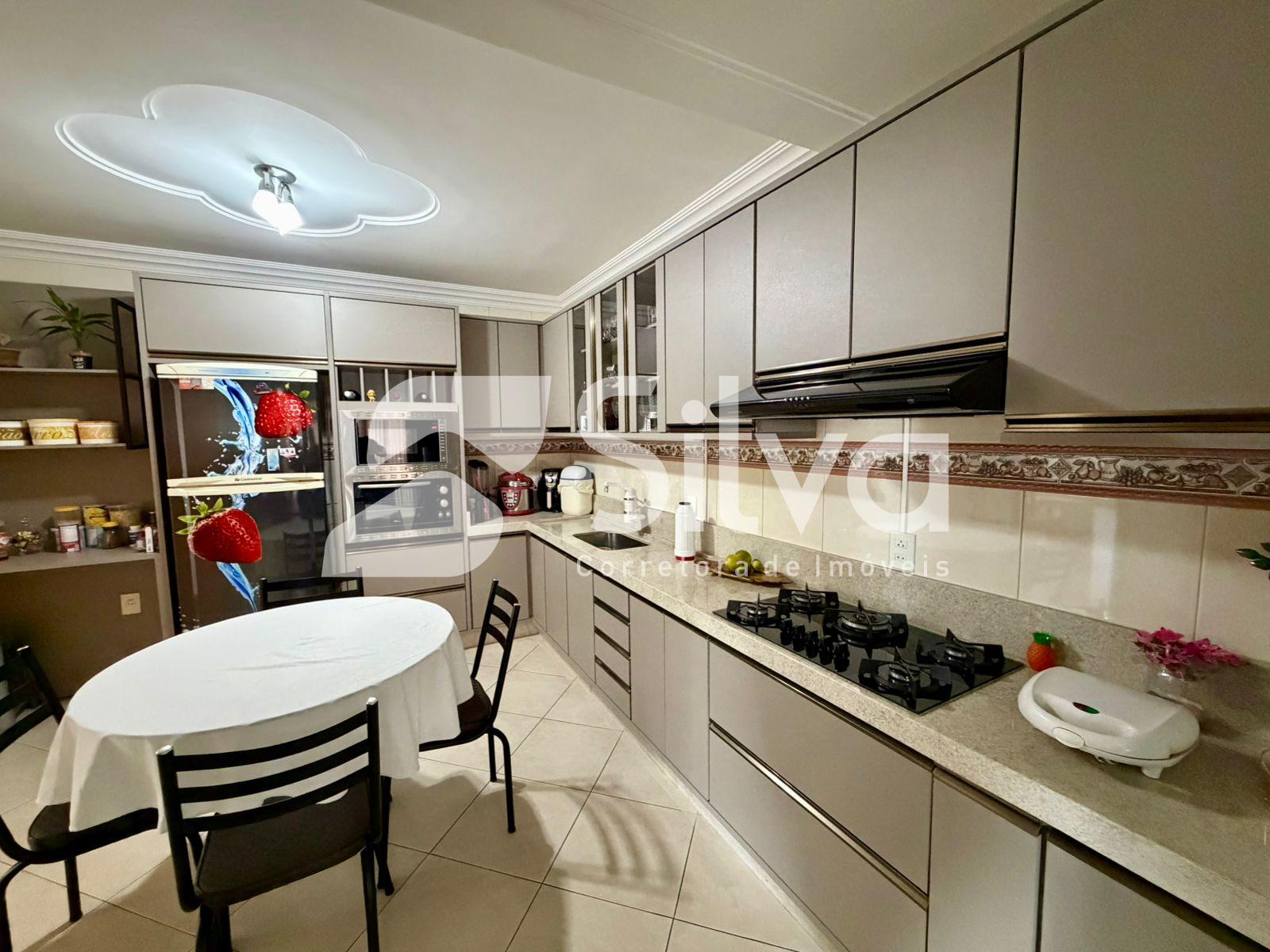 Apartamento a venda localizado no Centro Sul, Dois Vizinhos-PR.