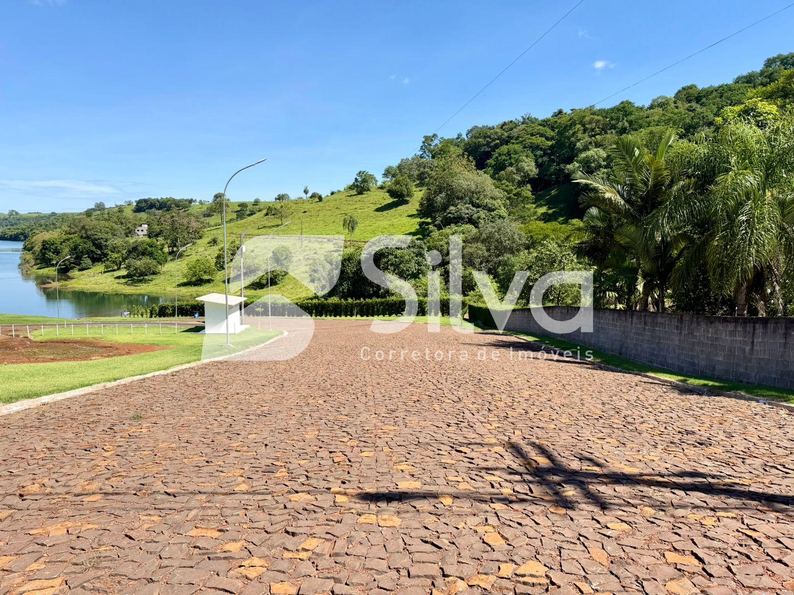 Lotes a venda, localizados no Loteamento Moradas do Igua�u, Boa E. do Igua�u-PR.