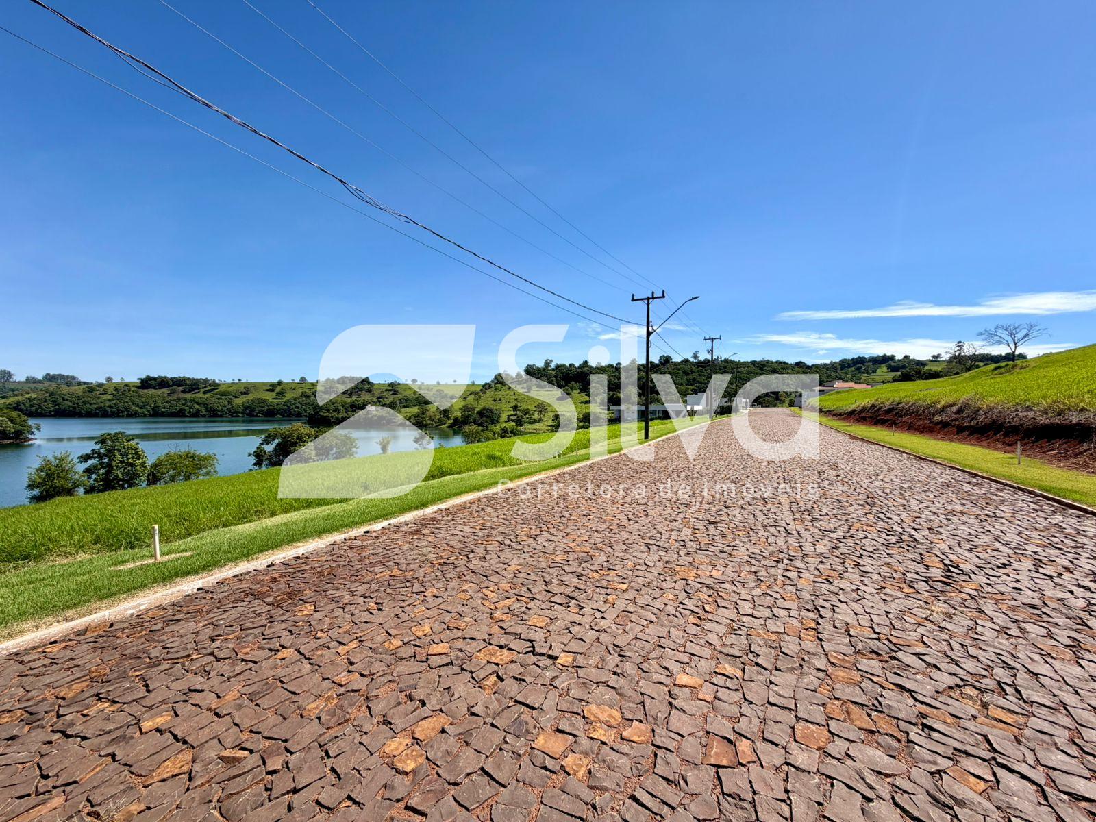 Lotes a venda, localizados no Loteamento Moradas do Igua�u, Boa E. do Igua�u-PR.