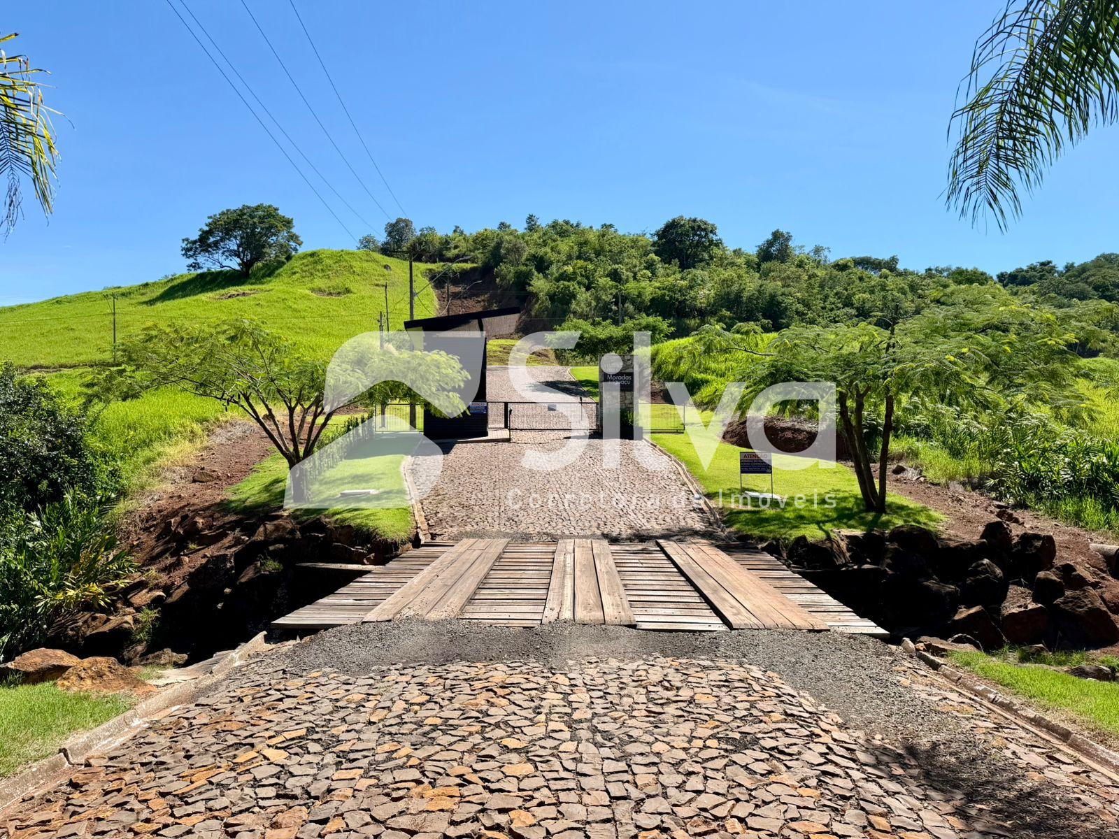 Lotes a venda, localizados no Loteamento Moradas do Igua�u, Boa E. do Igua�u-PR.