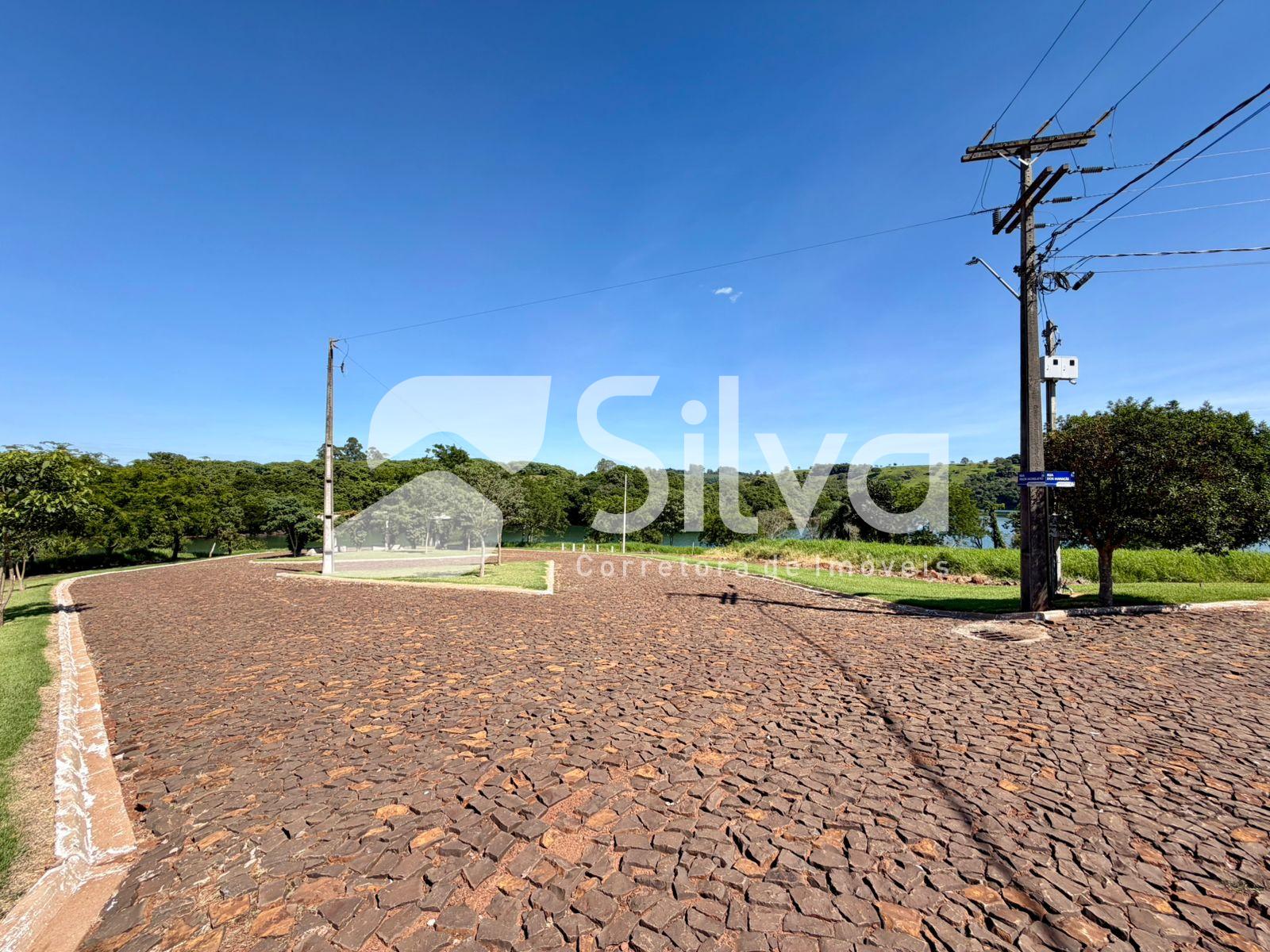 Lotes a venda, localizados no Loteamento Moradas do Igua�u, Boa E. do Igua�u-PR.