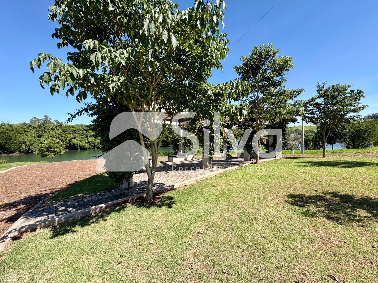 Lotes a venda, localizados no Loteamento Moradas do Igua�u, Boa E. do Igua�u-PR.