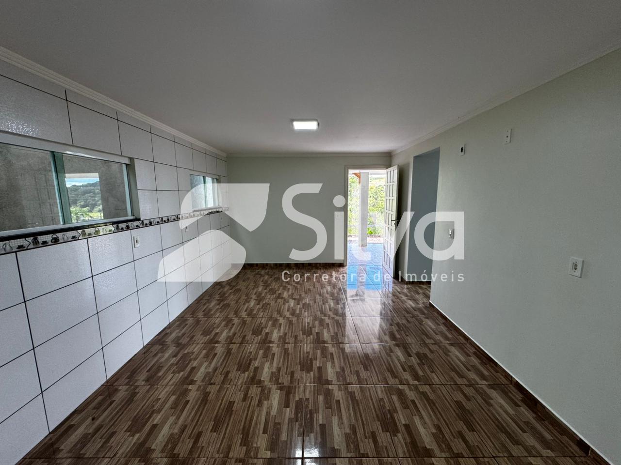 Sobrado a venda localizado no Loteamento Panisson, Dois Vizinhos-PR.