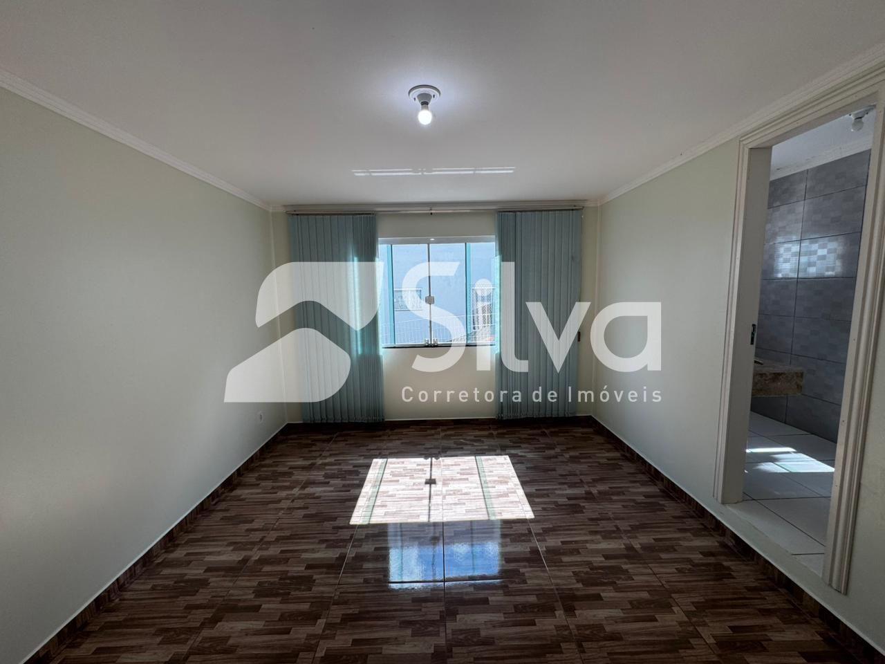 Sobrado a venda localizado no Loteamento Panisson, Dois Vizinhos-PR.