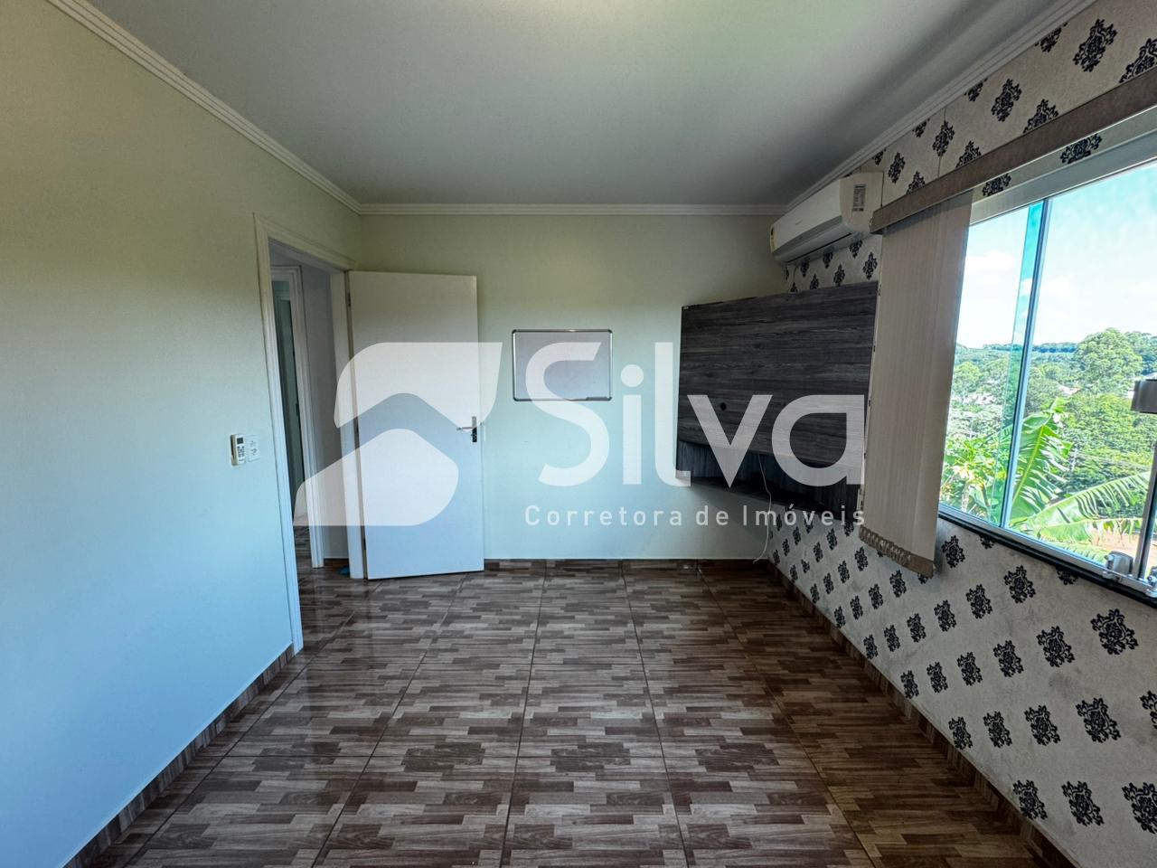 Sobrado a venda localizado no Loteamento Panisson, Dois Vizinhos-PR.