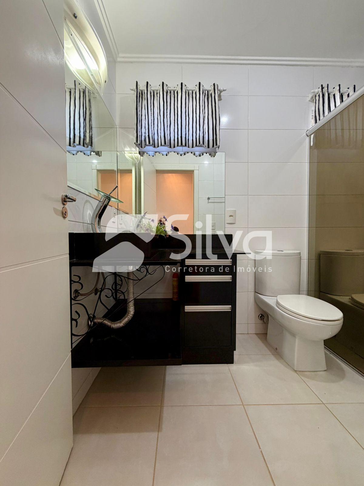 Cobertura duplex para venda localizado no Bairro das Torres, Dois Vizinhos-PR.