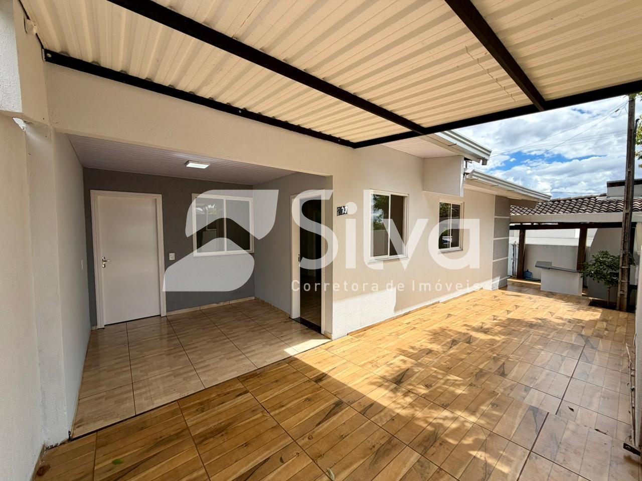 Casa � venda localizada no Bairro Margarida Galvan, Dois Vizinhos-PR.