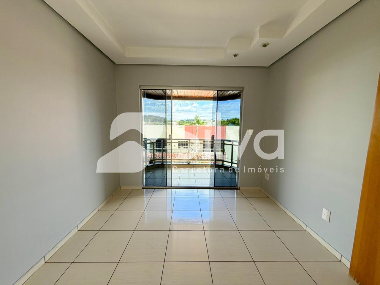 Apartamento para loca��o, com 01 su�te e 02 dormit�rios - Centro Sul.