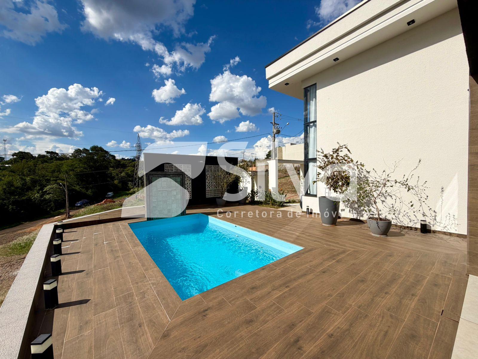 Casa para loca��o com 02 su�te e 01 dormit�rio - Loteamento Cristo Rei.