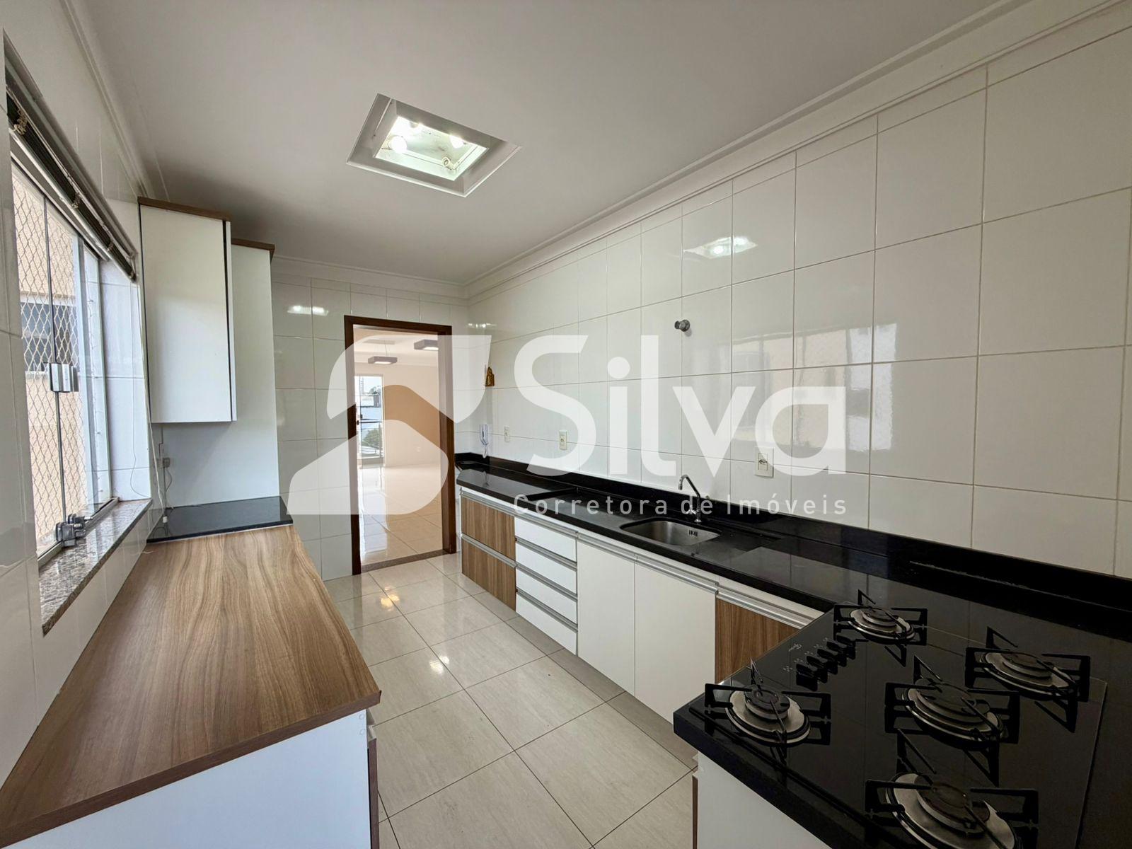 Apartamento para loca��o com 01 su�te e 02 dormit�rios - Centro Sul.