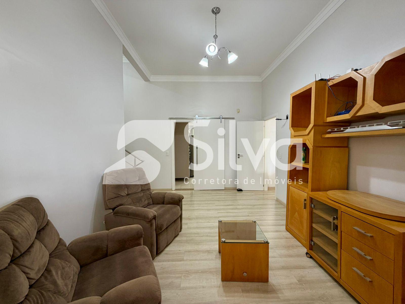 Casa a venda localizada no Bairro S�o Francisco de Assis, Dois Vizinhos-PR.