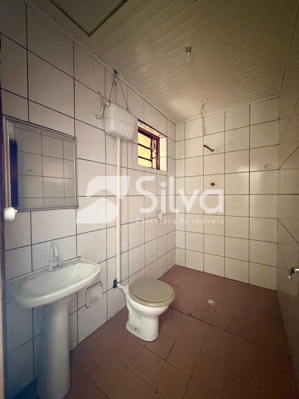 Casa a venda, localizada no Centro Norte, Dois Vizinhos-PR.