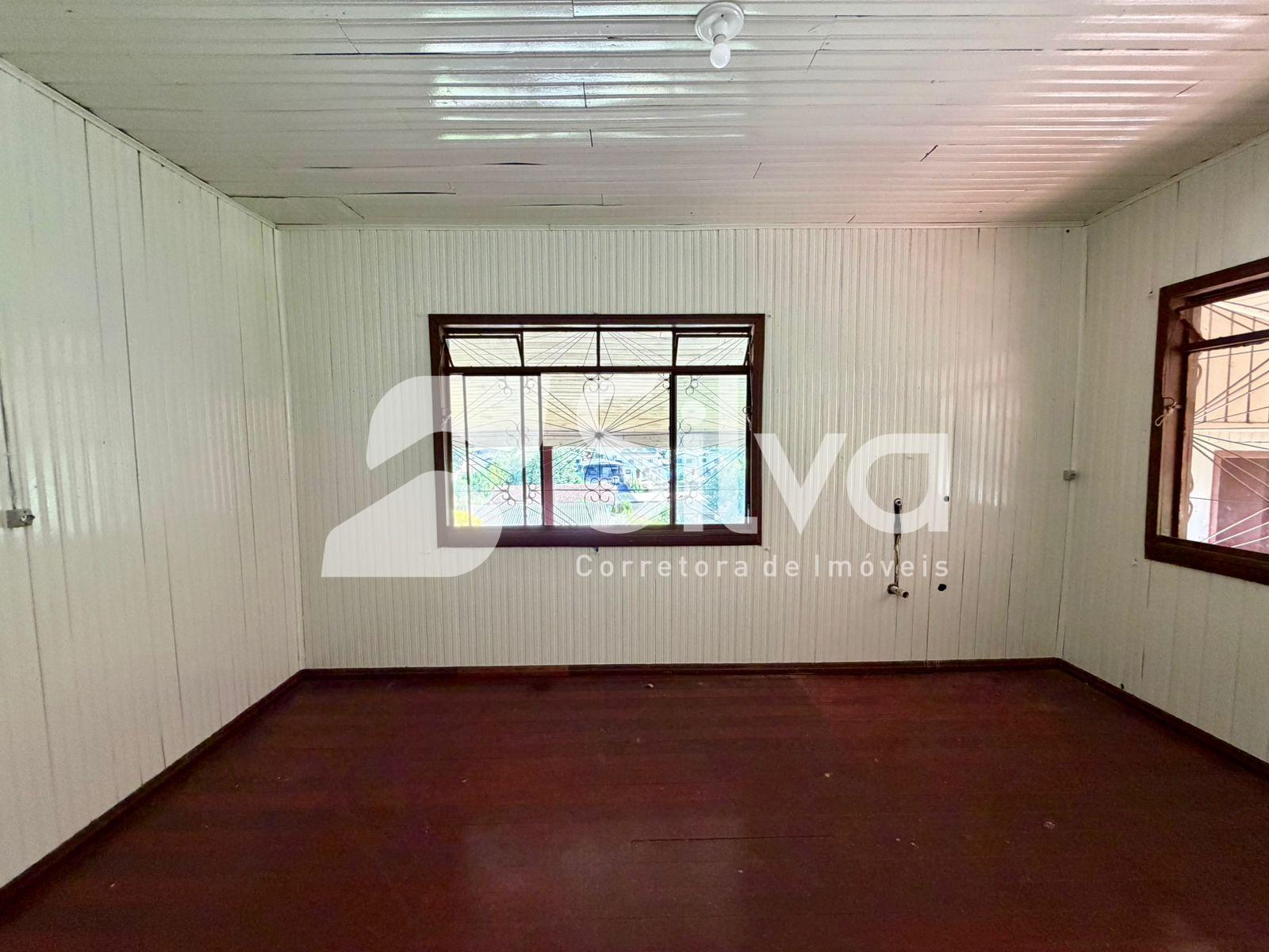 Casa a venda, localizada no Centro Norte, Dois Vizinhos-PR.