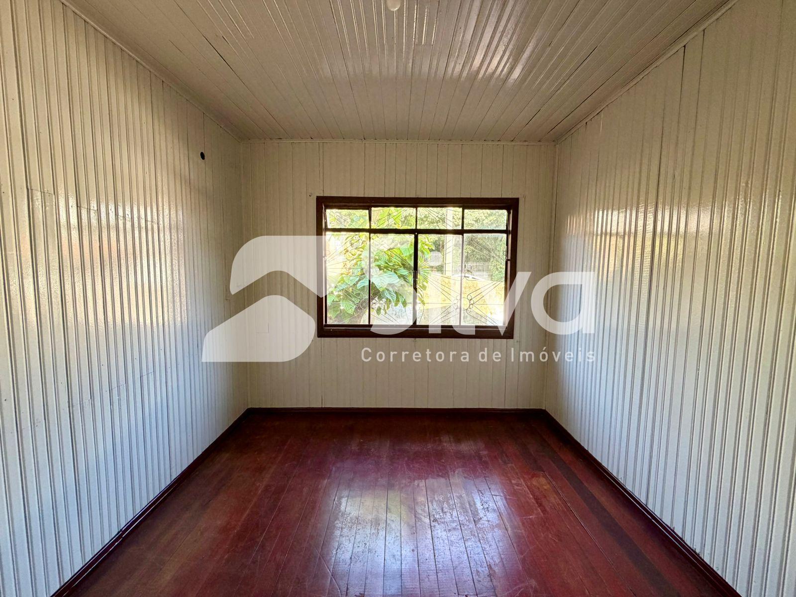 Casa a venda, localizada no Centro Norte, Dois Vizinhos-PR.