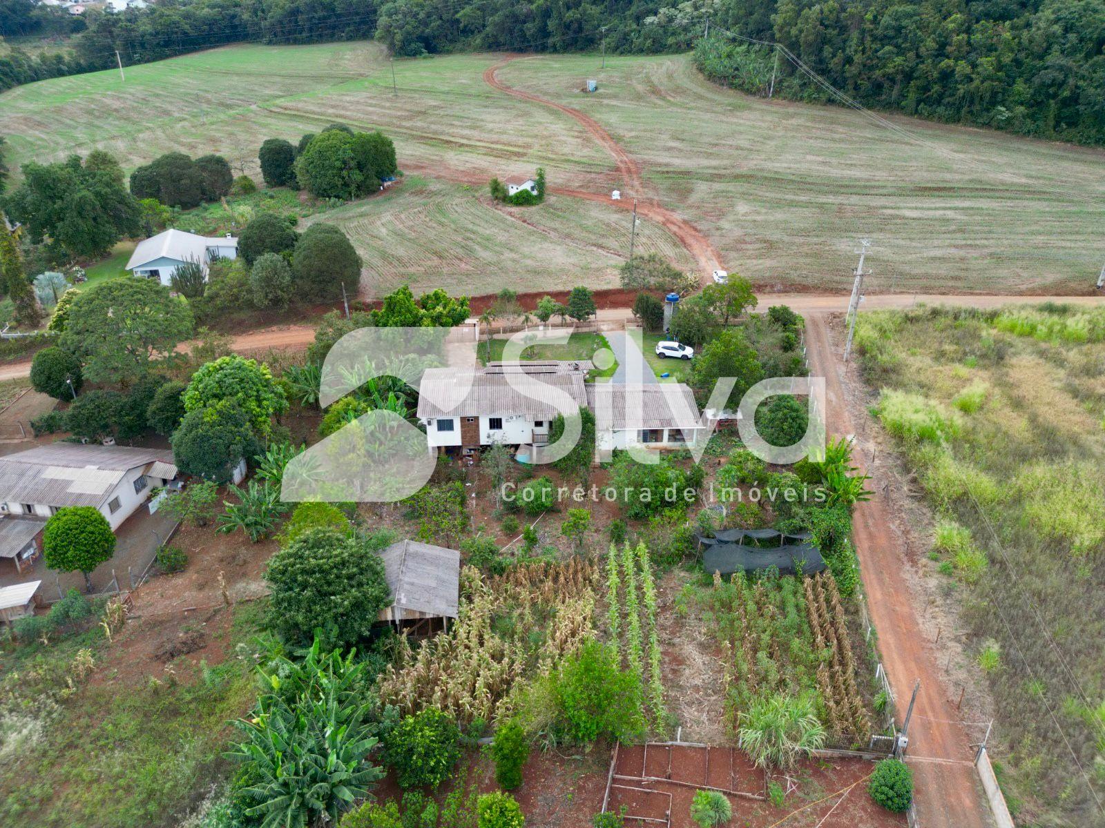 Ch�cara a venda localizada na Linha Beneti, Dois Vizinhos-PR.