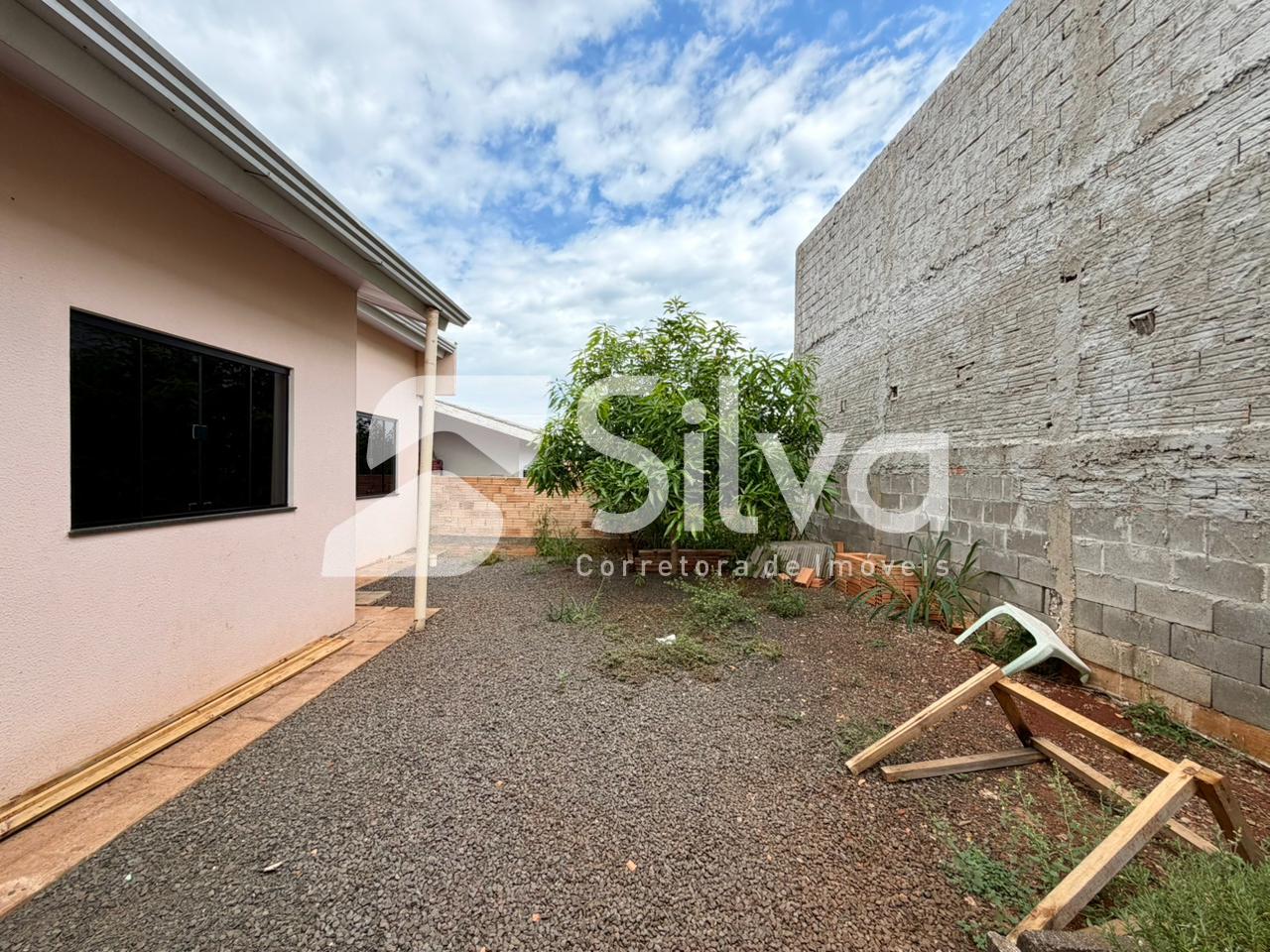 Casa para loca��o com 02 dormit�rios - Loteamento Morada do Sol.