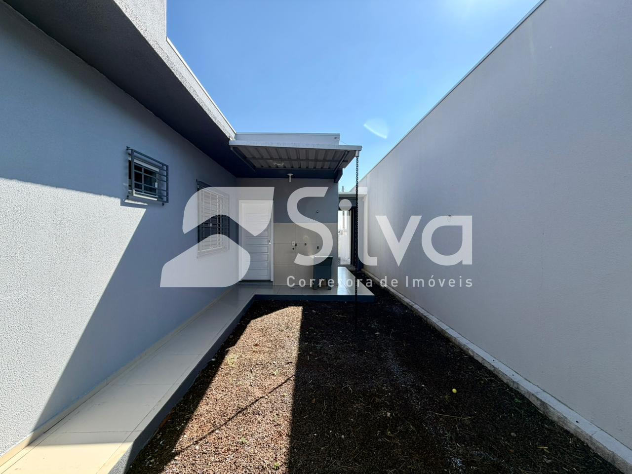 Casa para loca��o com 02 dormit�rios - Loteamento Zambon.