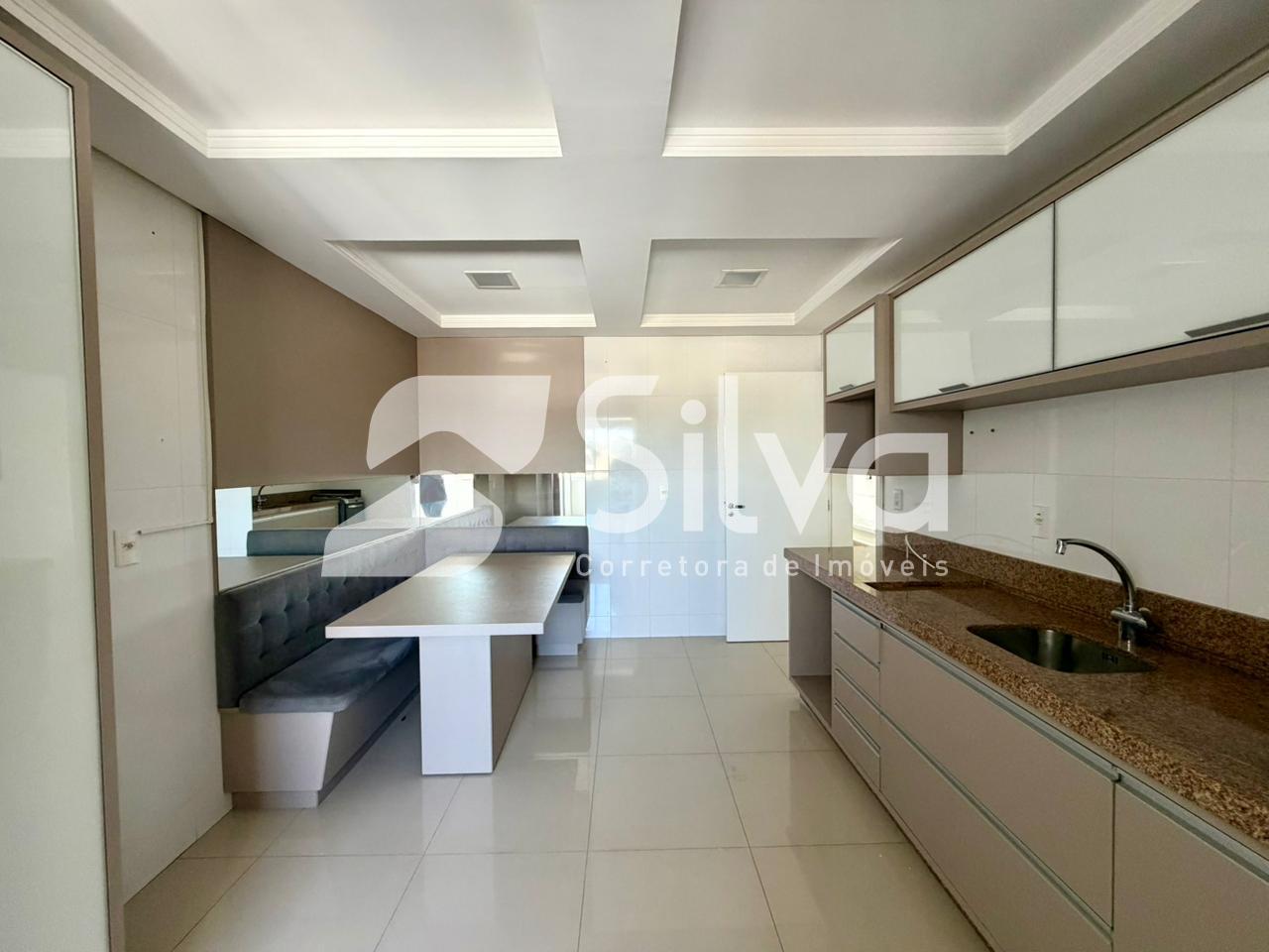 Apartamento para loca��o com 01 su�te e 02 dormit�rios - Centro Norte.