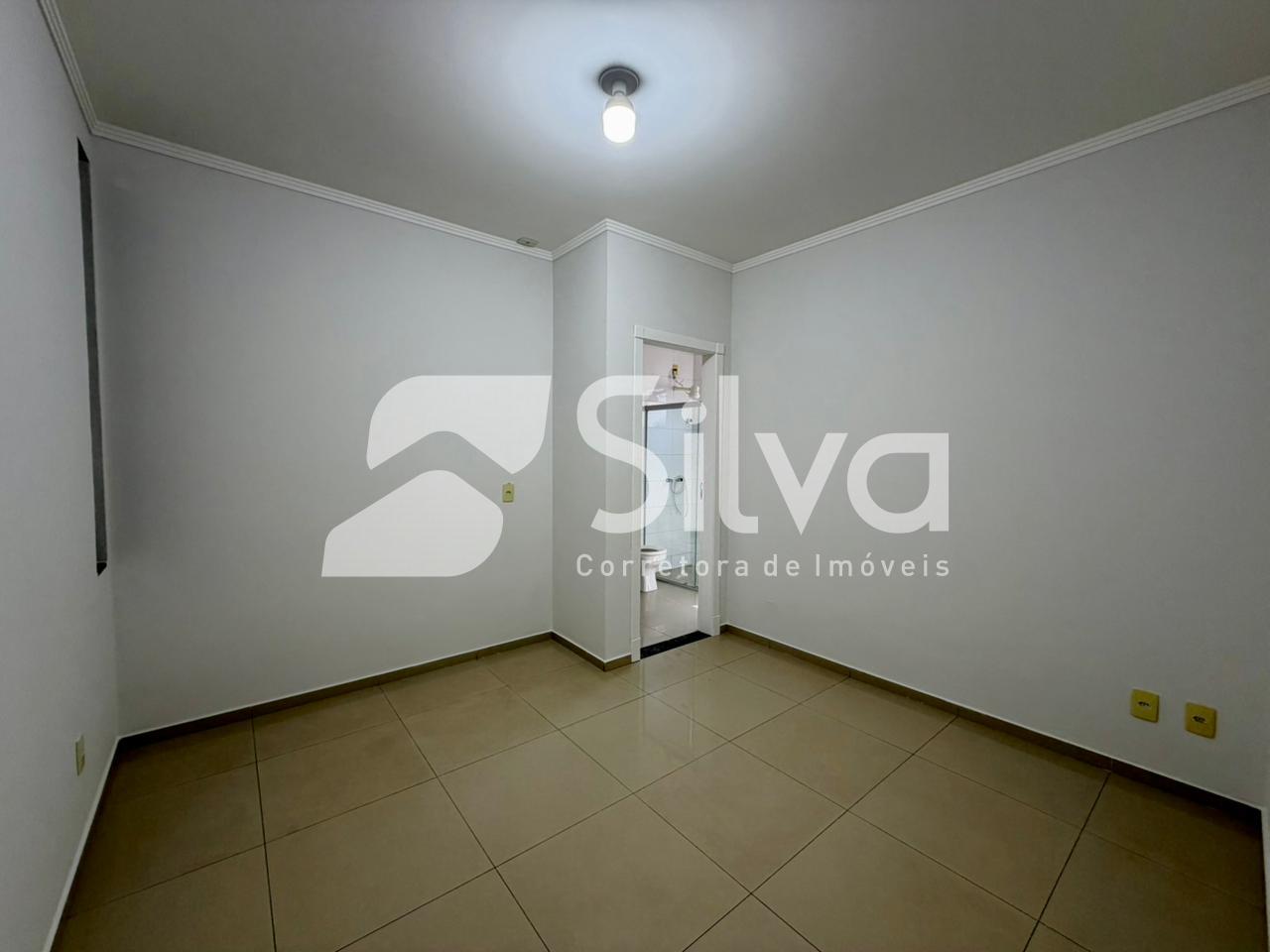 Apartamento para loca��o com 02 su�tes e 01 dormit�rio - Centro Norte.