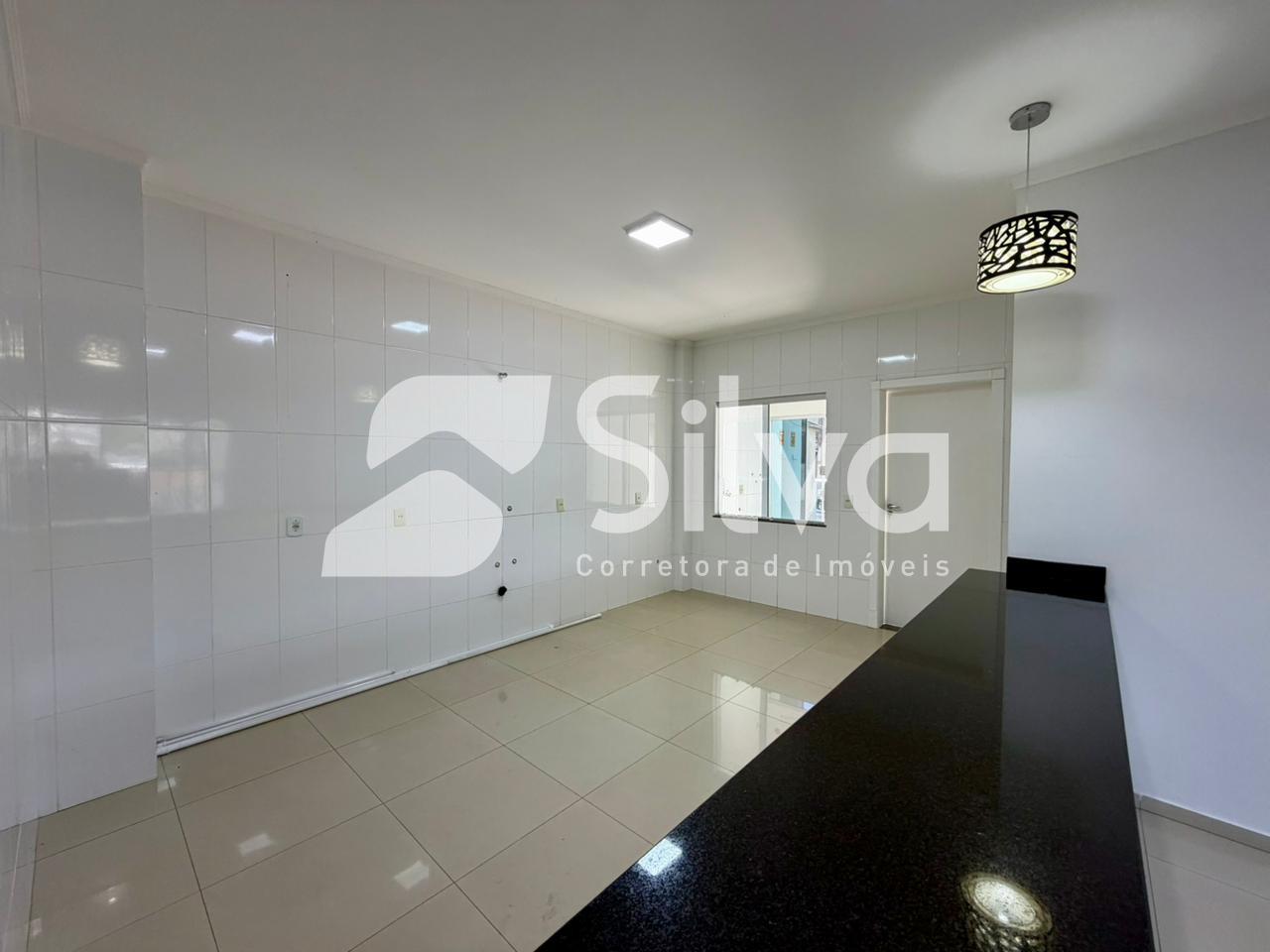 Apartamento para loca��o com 02 su�tes e 01 dormit�rio - Centro Norte.