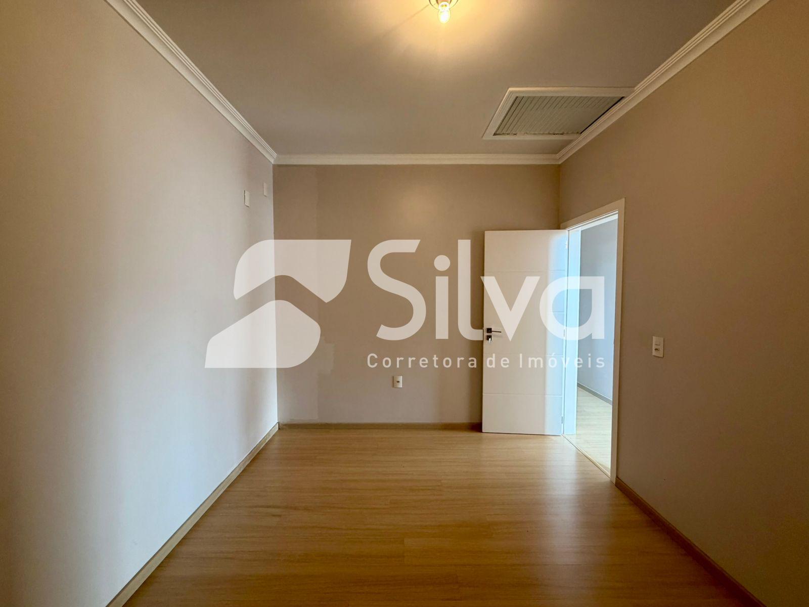 Sobrado a venda, localizado no Bairro S�o Francisco Xavier, Dois Vizinhos-PR.