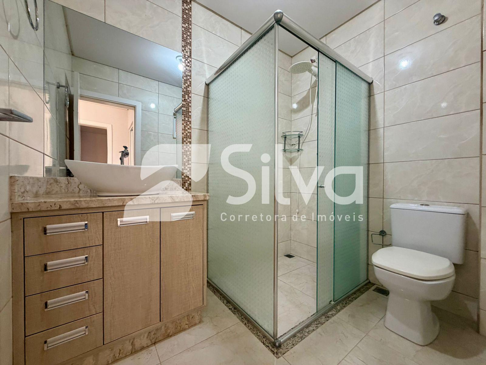 Sobrado a venda, localizado no Bairro S�o Francisco Xavier, Dois Vizinhos-PR.